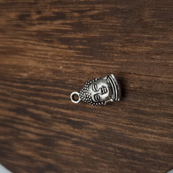 Tibetan Buddha sterling silver charm - Picture 1 of 2